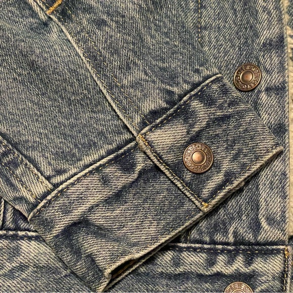 NEW Women Levi’s Ex-Boyfriend Sherpa Trucker Jacket - Picture 7 of 13